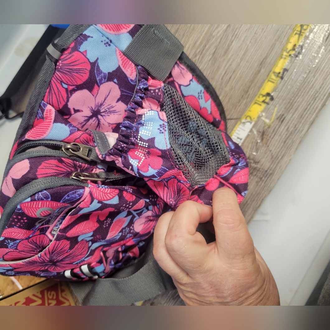 Waterfly Nwt Floral Waist Bag New — image 7 of 7
